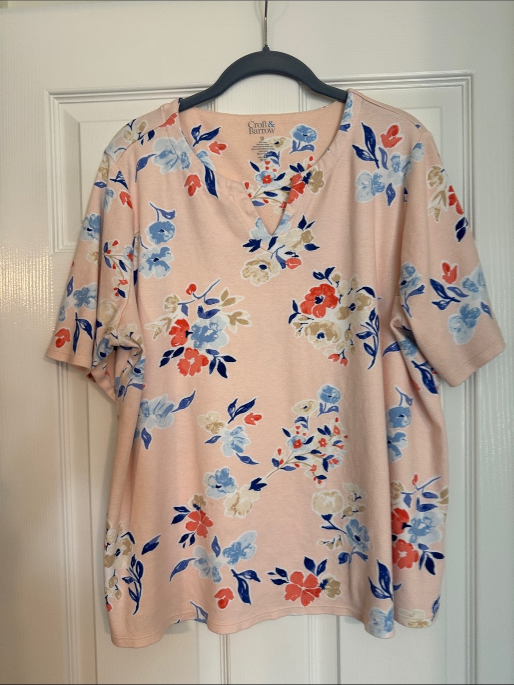croft & barrow Peach Floral V-Neck Short Sleeve Top